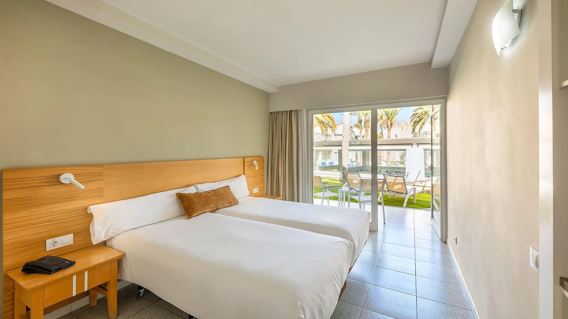 Hotel Livvo Koala Garden Maspalomas  Maspalomas (Gran Canaria)